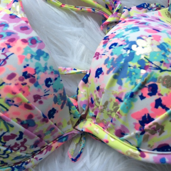 VS ‘The Fabulous’ Floral Print Push-Up Top - Picture 5 of 5